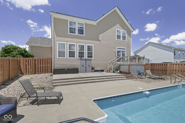 Listing Image 48