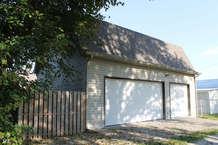 Listing Image 21