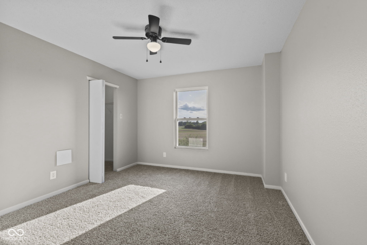Listing Image 27