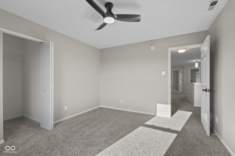 Listing Image 30