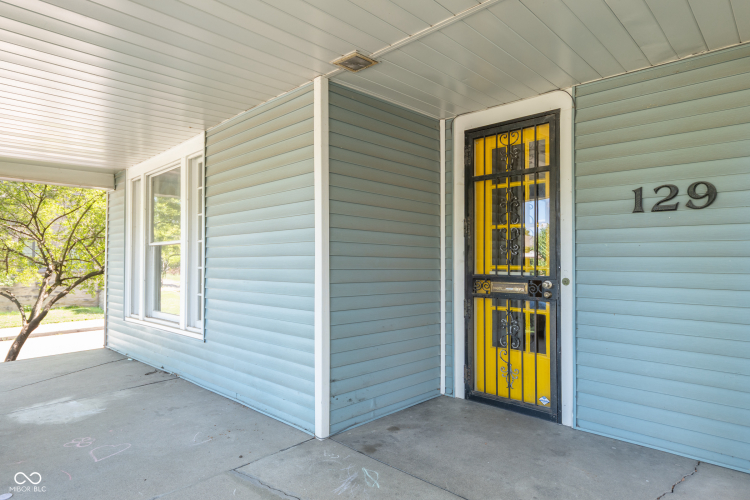 Listing Image 3