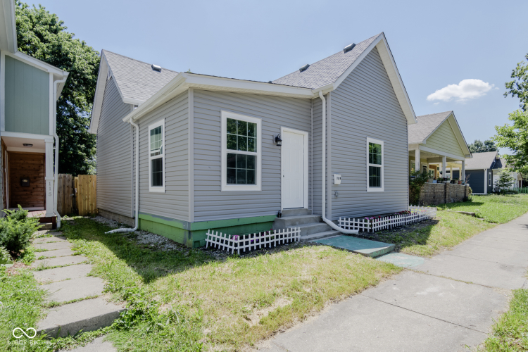 Listing Image 2