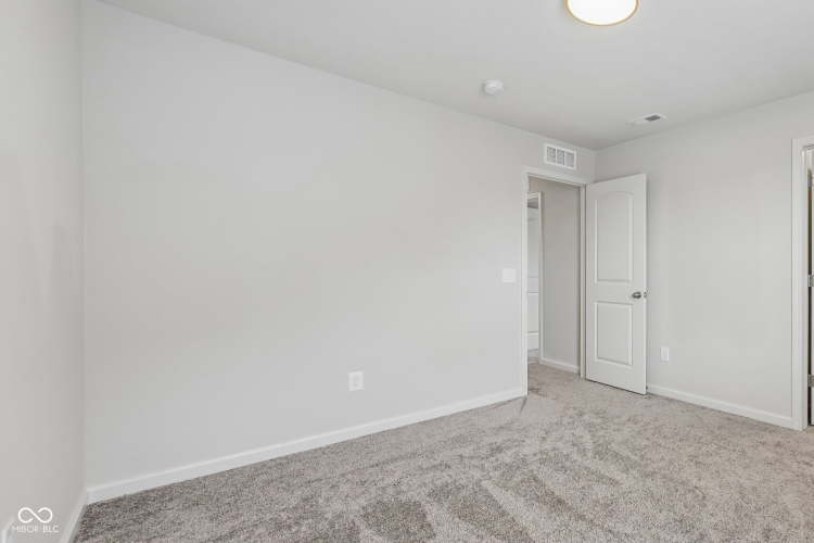 Listing Image 57