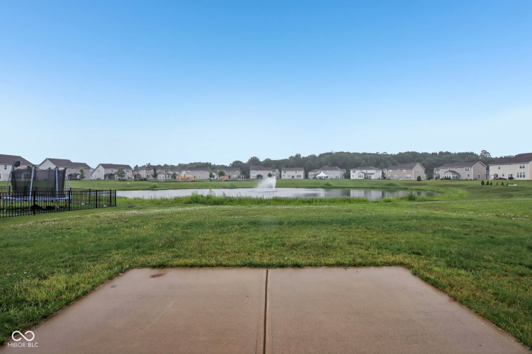 Listing Image 64