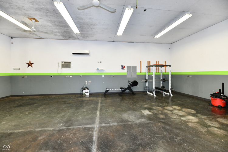 Listing Image 16