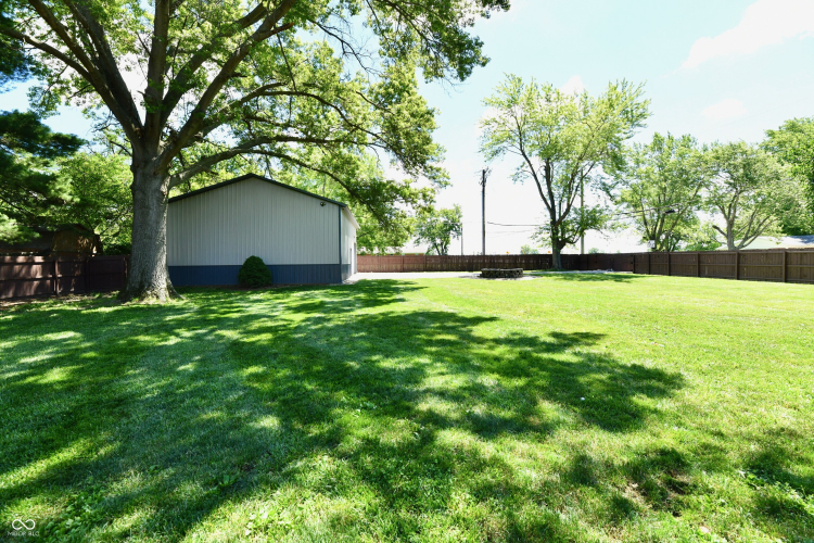 Listing Image 17