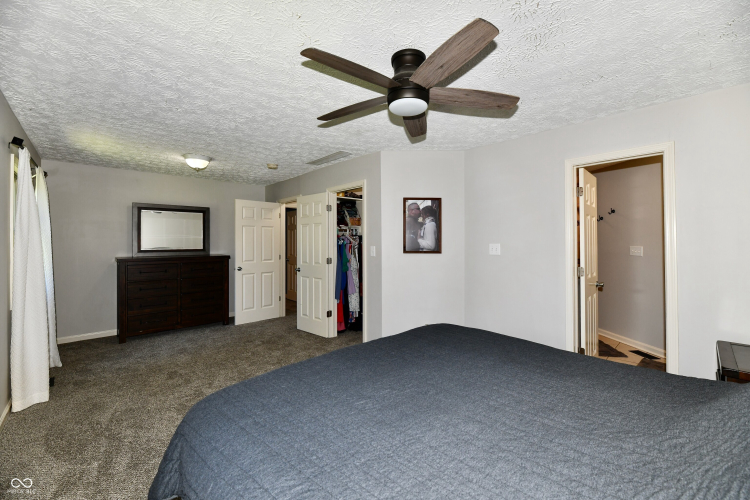 Listing Image 41