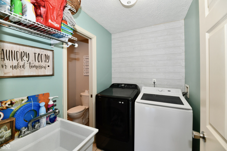 Listing Image 53