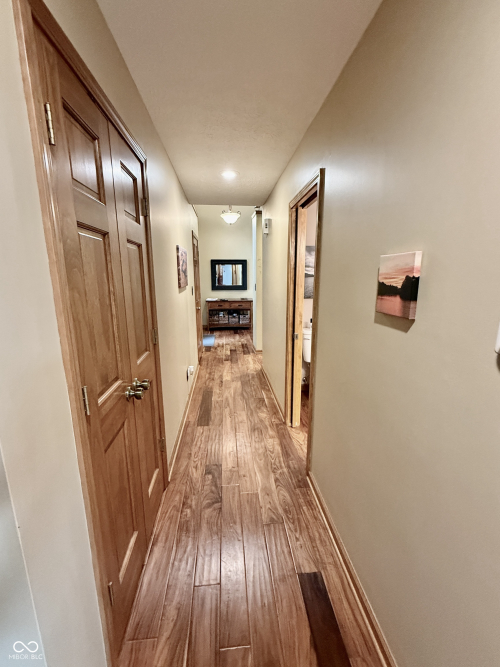 Listing Image 42