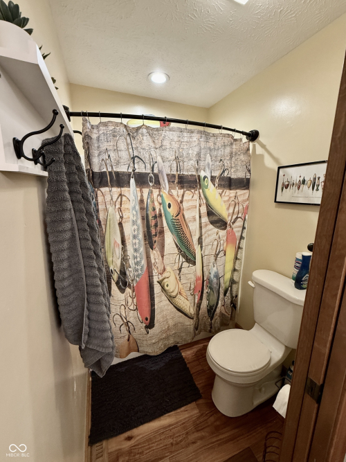 Listing Image 45
