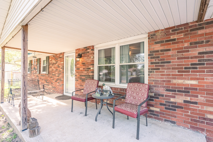 Listing Image 3