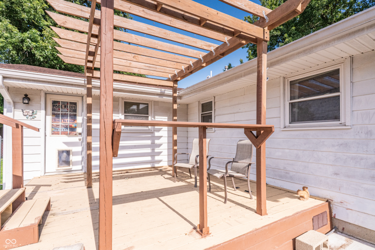 Listing Image 5