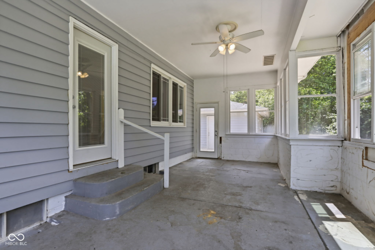 Listing Image 28