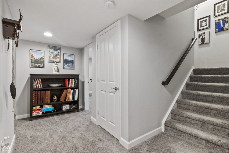 Listing Image 52