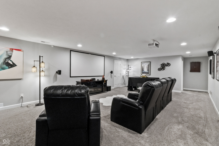 Listing Image 54