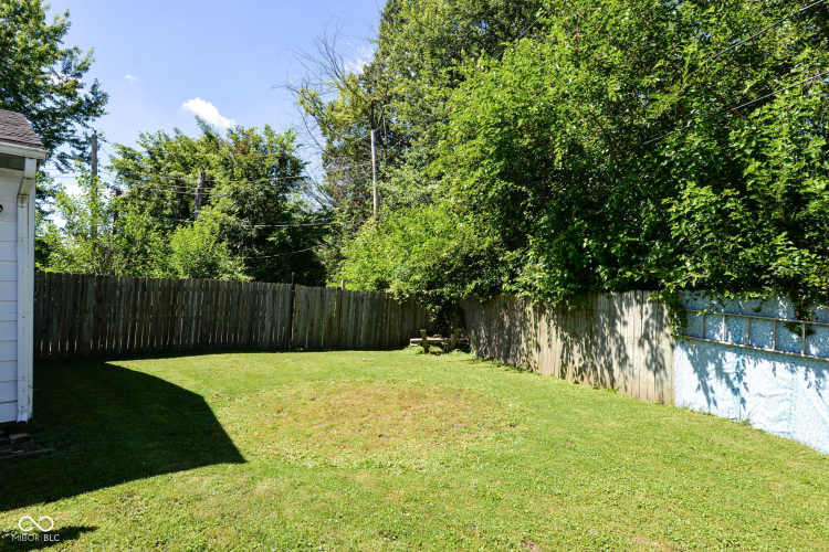 Listing Image 20