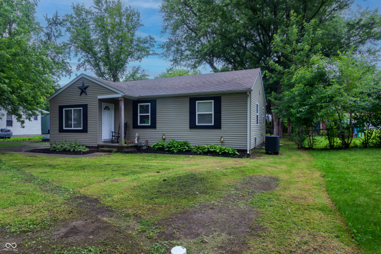 Listing Image 3