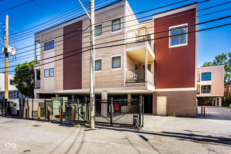 Listing Image 19
