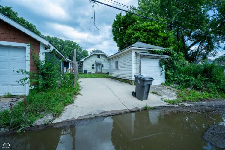 Listing Image 28