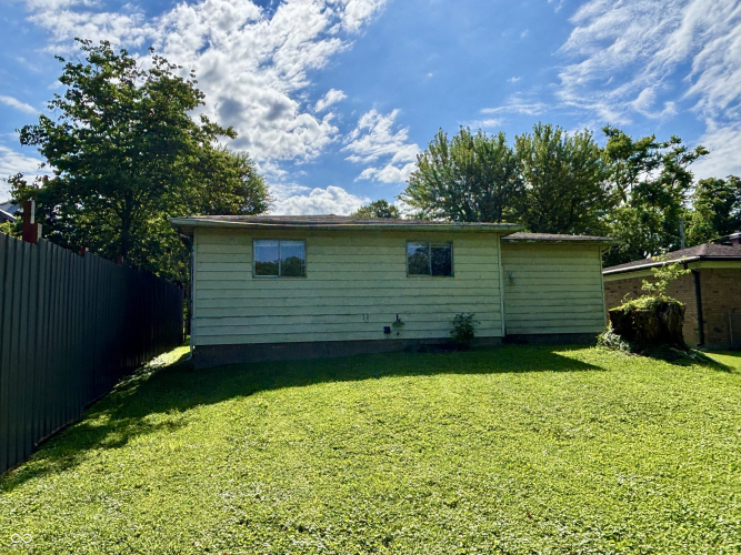 Listing Image 13