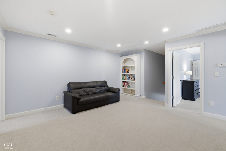 Listing Image 50