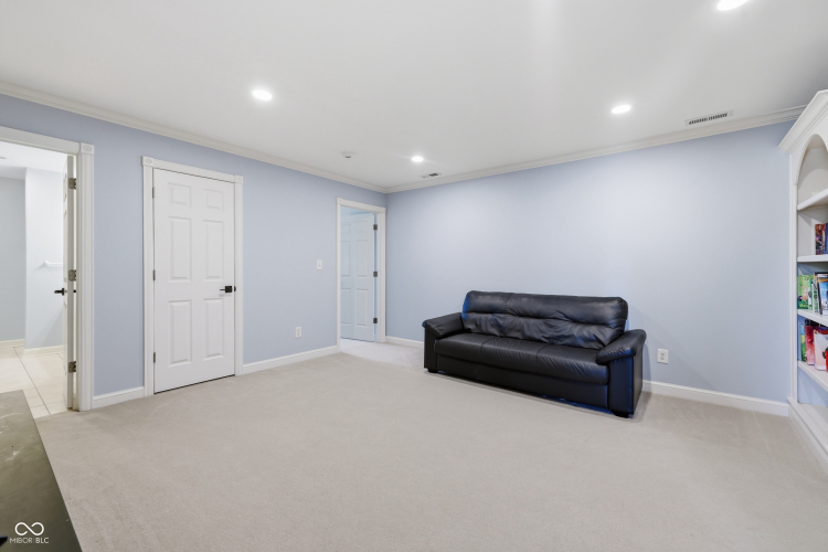 Listing Image 51