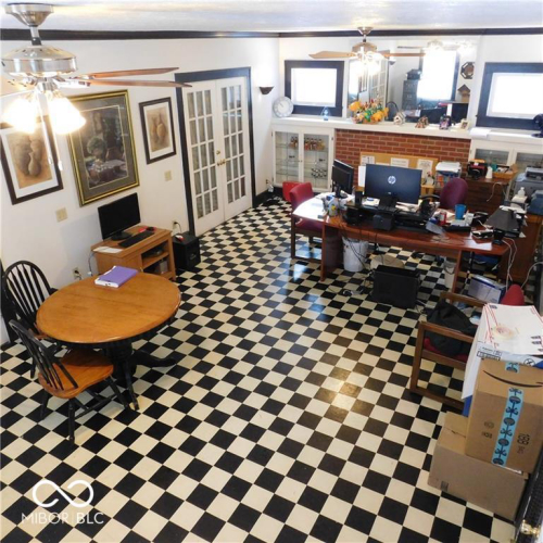 Listing Image 7