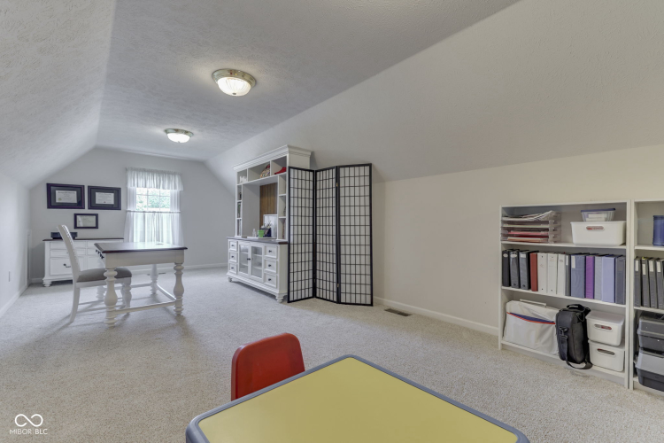 Listing Image 52