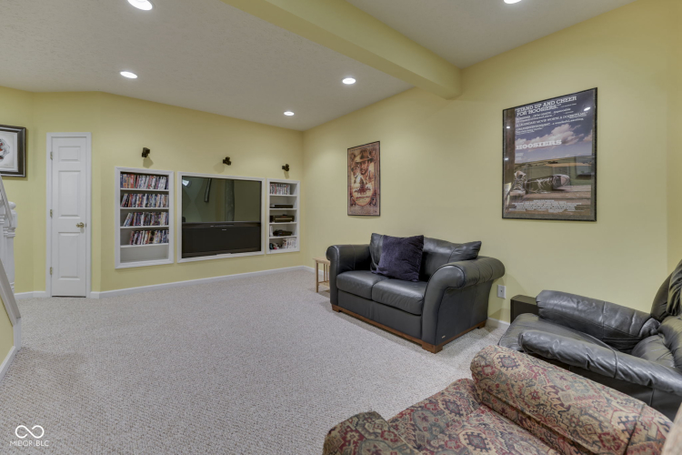 Listing Image 57