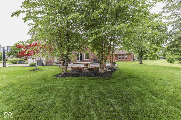 Listing Image 76