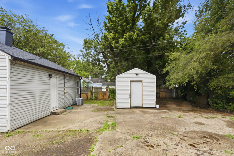 Listing Image 17