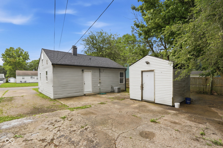 Listing Image 18