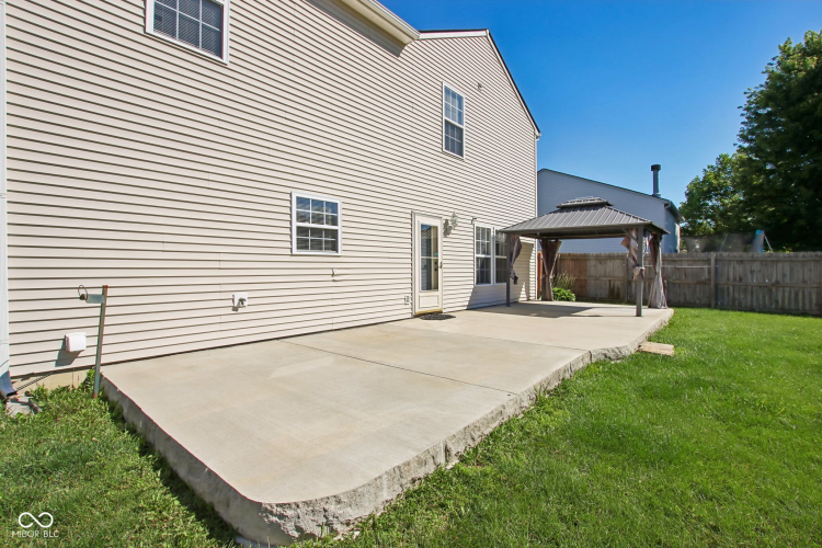 Listing Image 33