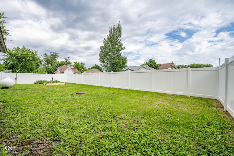 Listing Image 22