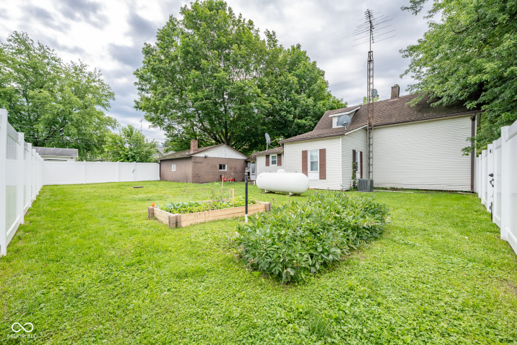Listing Image 25