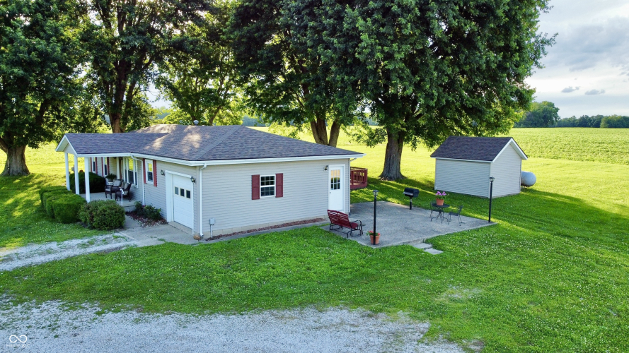 Listing Image 6