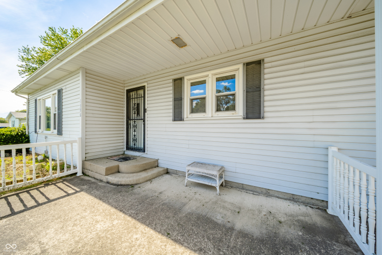 Listing Image 2