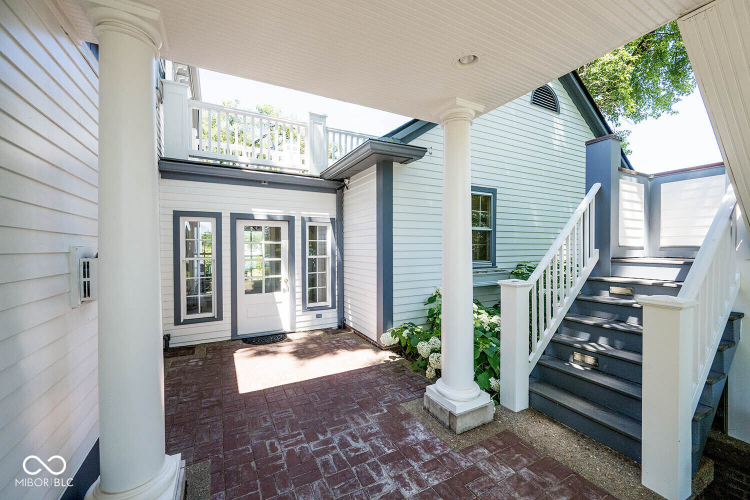 Listing Image 19