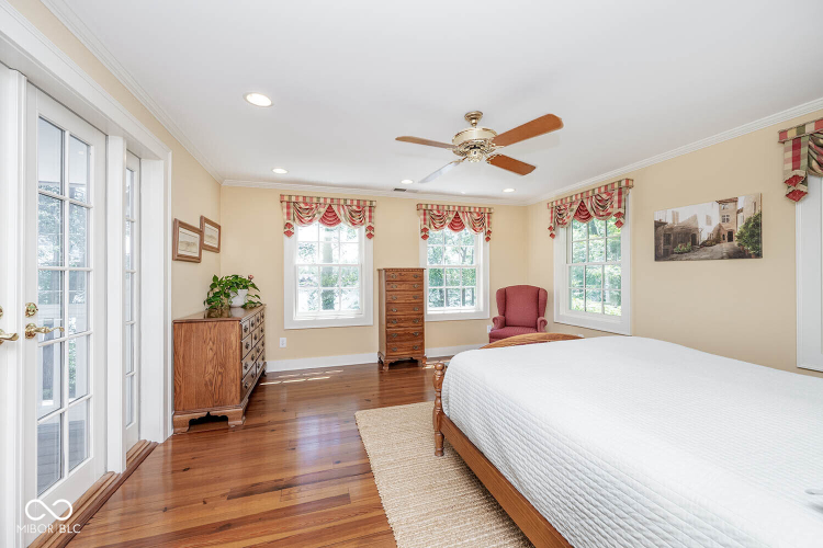 Listing Image 55