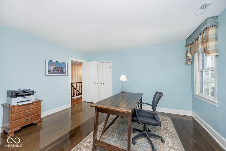 Listing Image 64