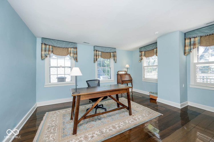 Listing Image 65