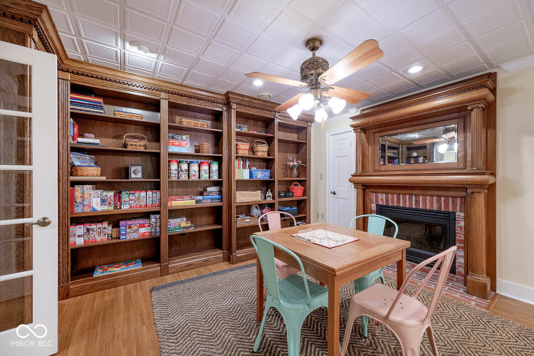 Listing Image 80