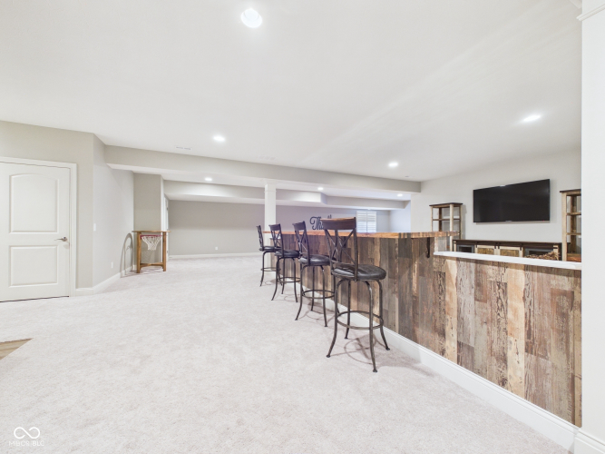 Listing Image 57