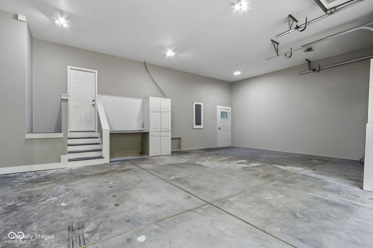 Listing Image 70