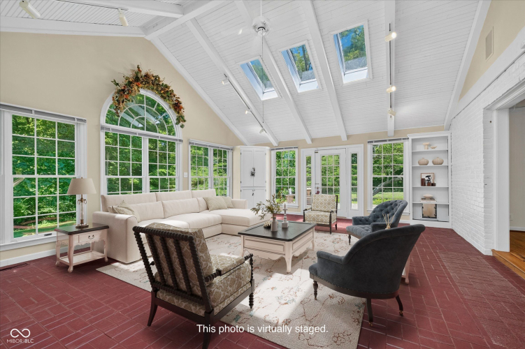 Listing Image 16