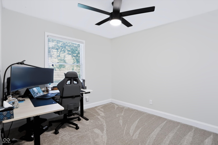 Listing Image 53