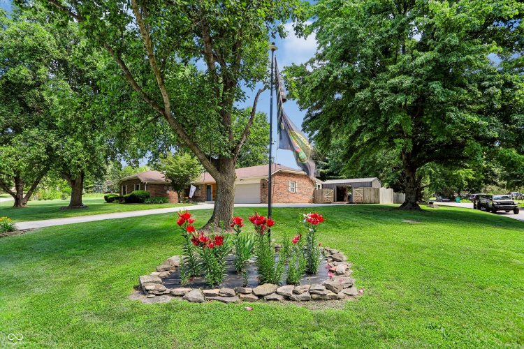 Listing Image 74