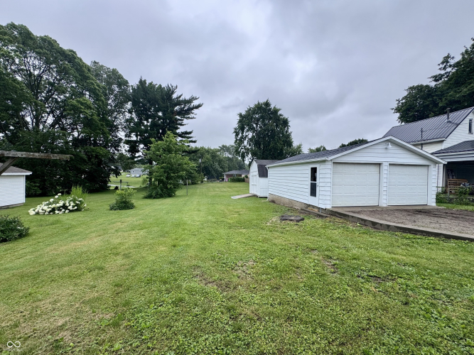 Listing Image 5