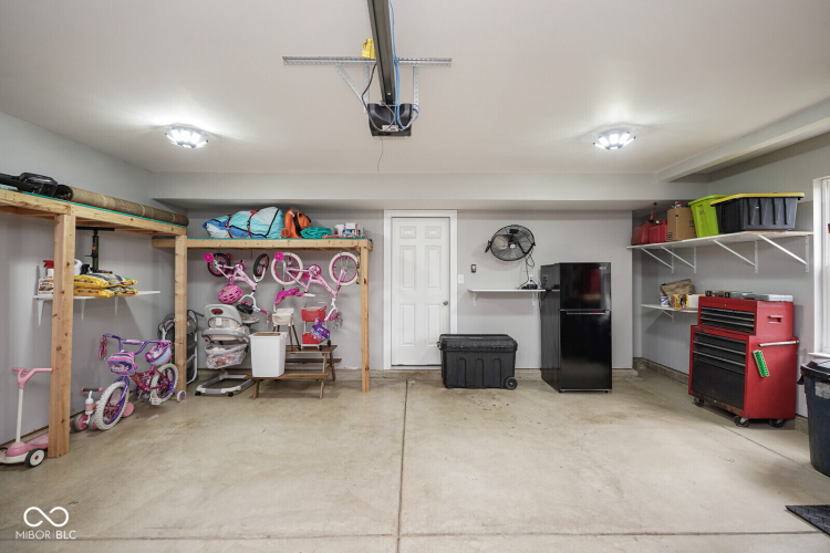 Listing Image 54