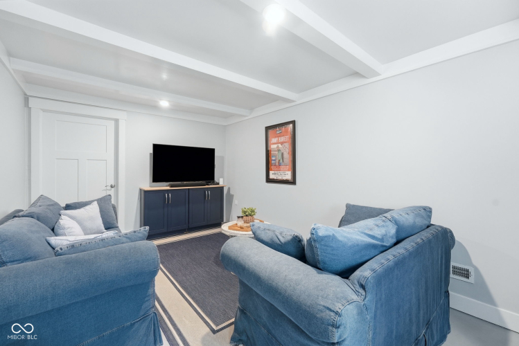 Listing Image 55